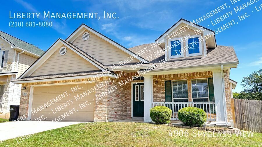Spacious 3 Bed, 2 Bath Home in a Gated Community property image
