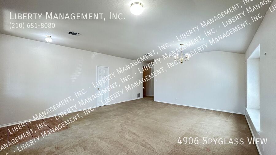 Spacious 3 Bed, 2 Bath Home in a Gated Community property image