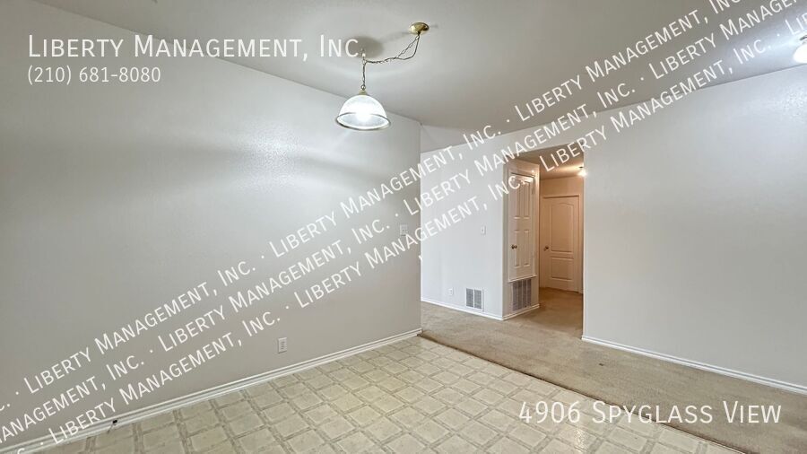 Spacious 3 Bed, 2 Bath Home in a Gated Community property image