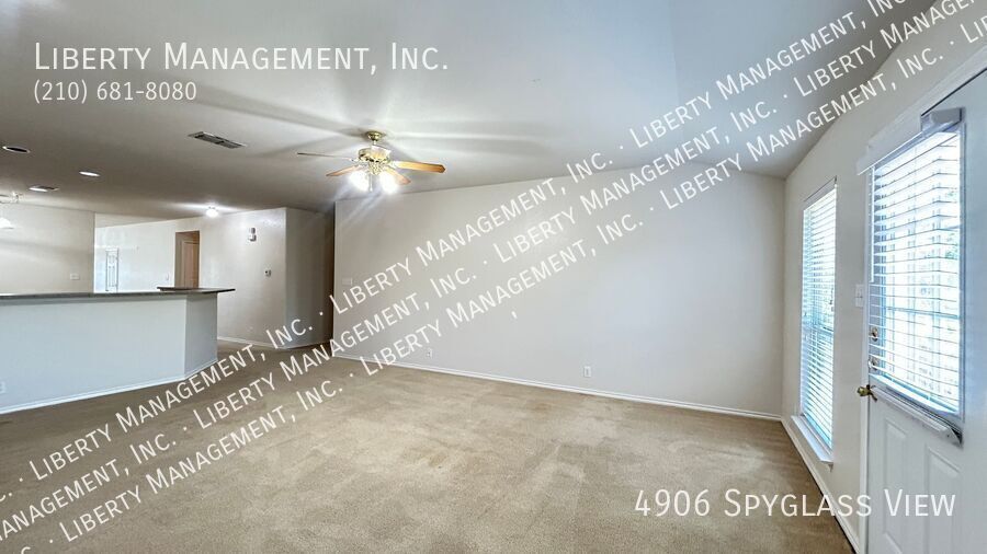 Spacious 3 Bed, 2 Bath Home in a Gated Community property image
