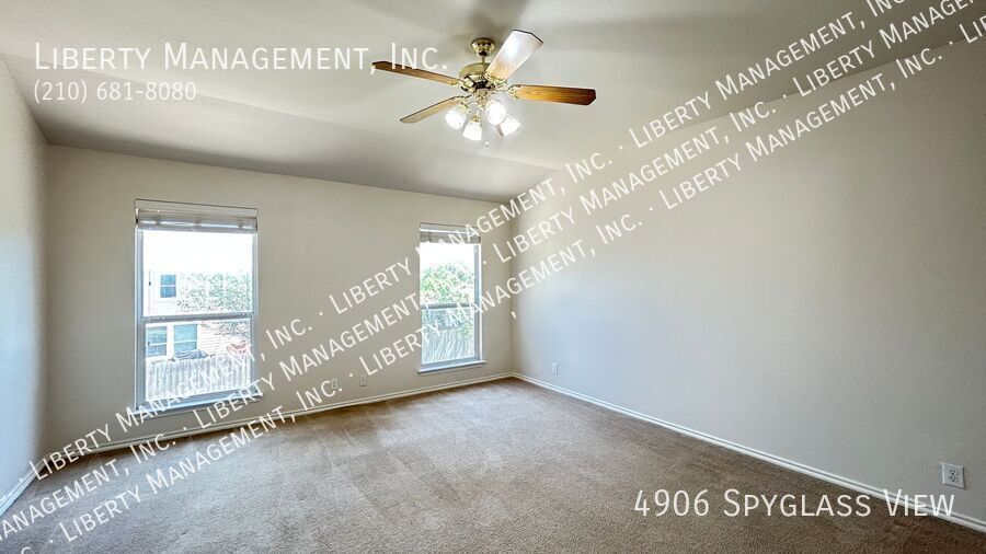 Spacious 3 Bed, 2 Bath Home in a Gated Community property image