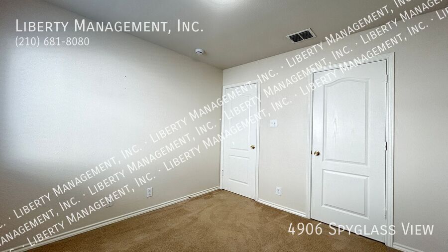 Spacious 3 Bed, 2 Bath Home in a Gated Community property image