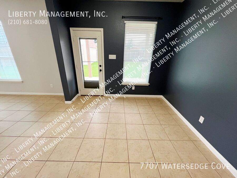 4 Bedroom, 2.5 Bath Home with Low Maintenance Yard property image