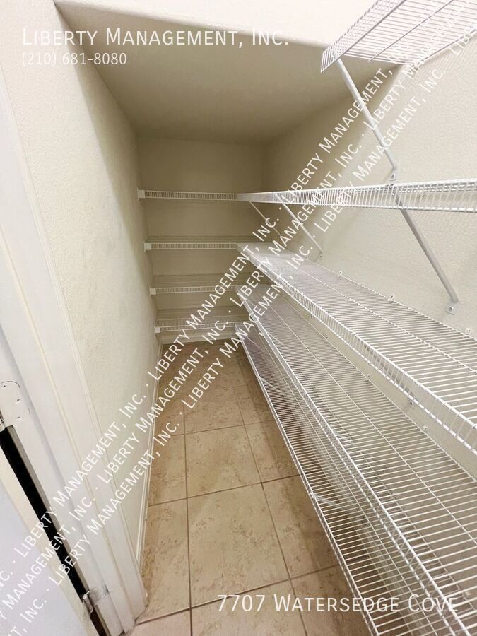 4 Bedroom, 2.5 Bath Home with Low Maintenance Yard property image