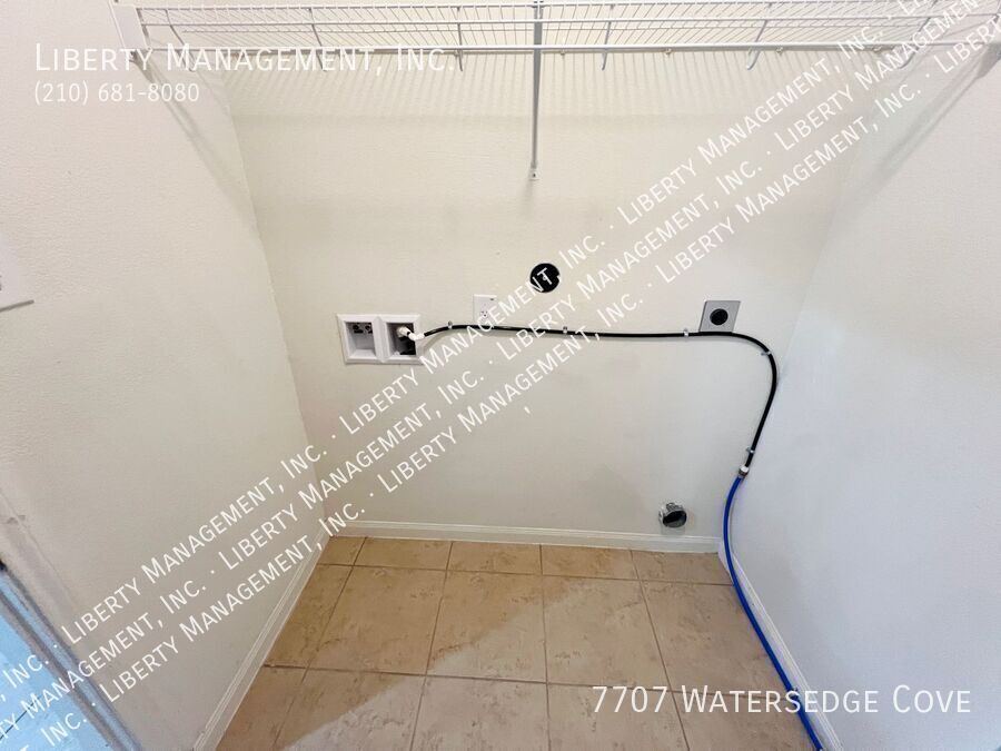 4 Bedroom, 2.5 Bath Home with Low Maintenance Yard property image