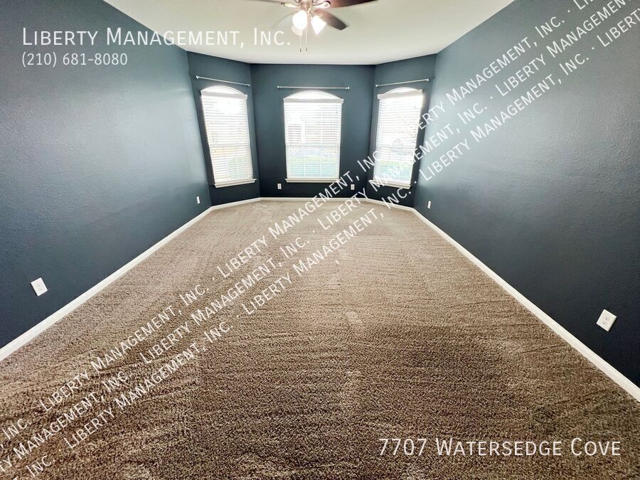 4 Bedroom, 2.5 Bath Home with Low Maintenance Yard property image