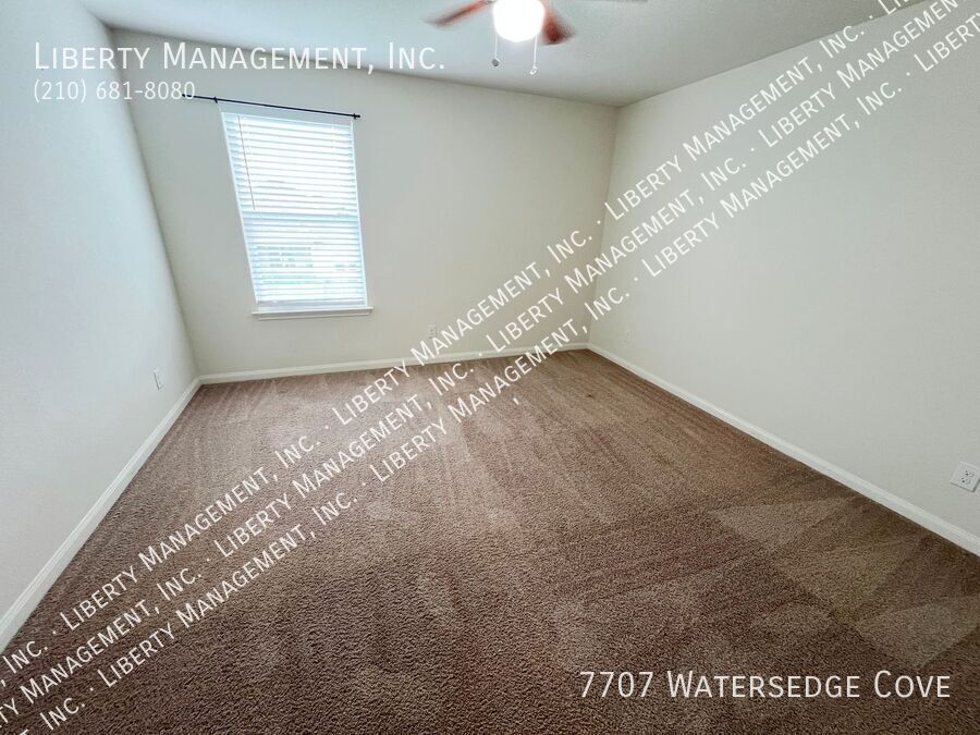 4 Bedroom, 2.5 Bath Home with Low Maintenance Yard property image