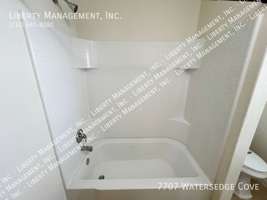 4 Bedroom, 2.5 Bath Home with Low Maintenance Yard property image