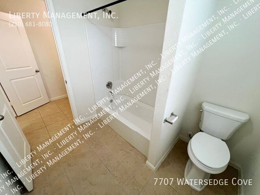 4 Bedroom, 2.5 Bath Home with Low Maintenance Yard property image