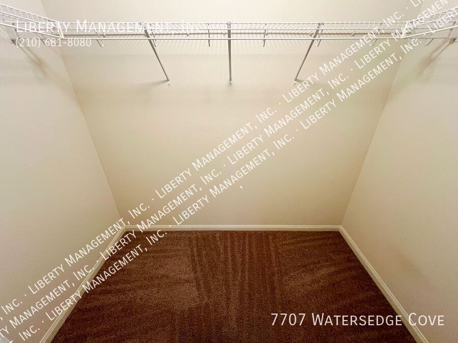 4 Bedroom, 2.5 Bath Home with Low Maintenance Yard property image