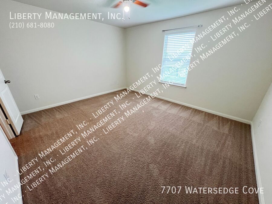 4 Bedroom, 2.5 Bath Home with Low Maintenance Yard property image