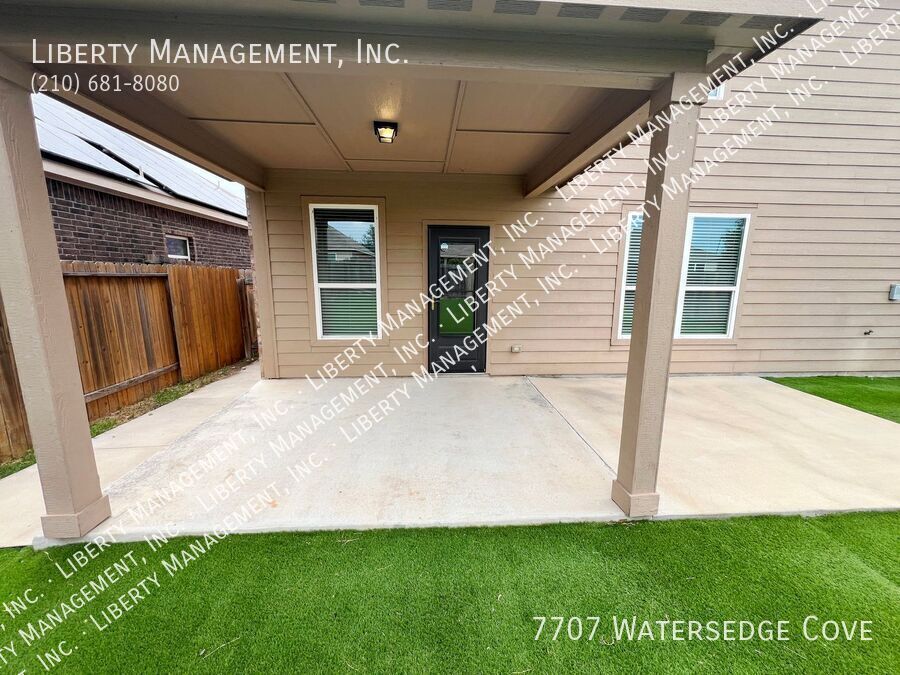 4 Bedroom, 2.5 Bath Home with Low Maintenance Yard property image