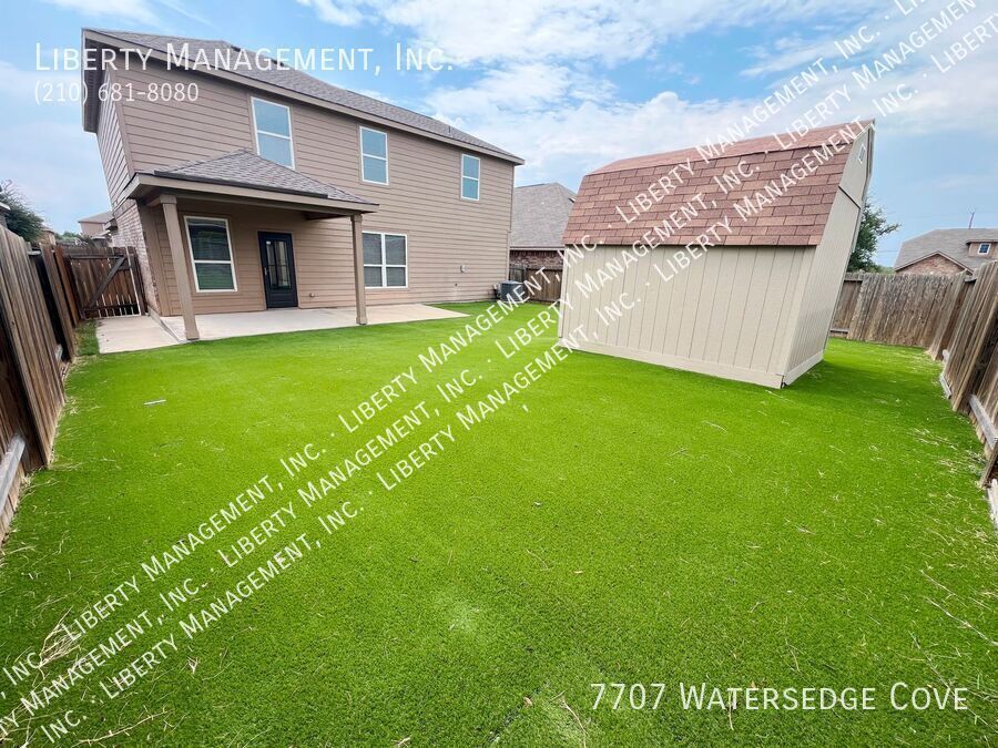 4 Bedroom, 2.5 Bath Home with Low Maintenance Yard property image