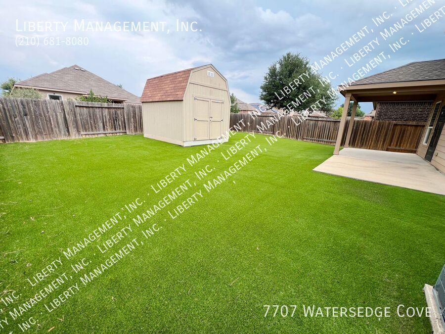 4 Bedroom, 2.5 Bath Home with Low Maintenance Yard property image