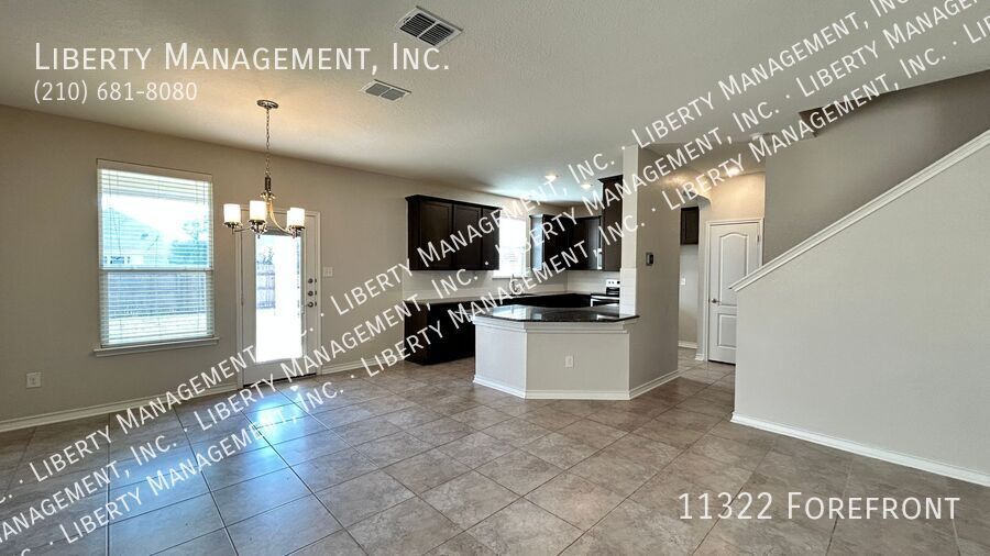 3 Bedroom, 2.5 Bath Home in Cross Creek property image