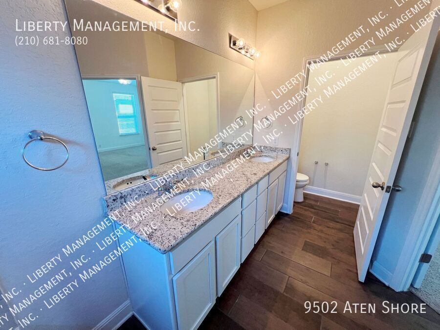 3 Bed, 2 Bath Home with Study in Valley Ranch property image