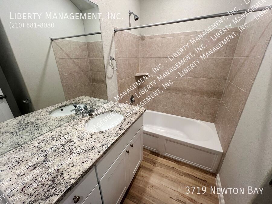 4 Bedroom, 3 Bath 1910 sq ft Single Story Home property image