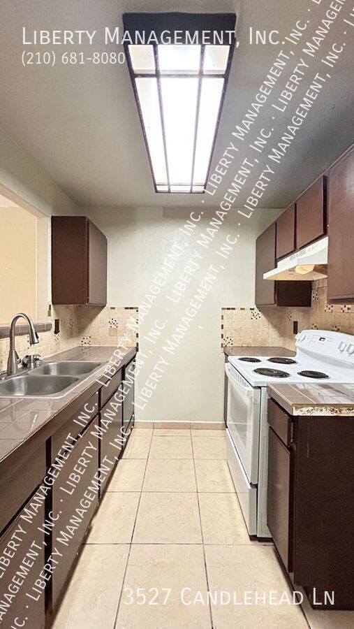 3 Bedroom, 2.5 Bath Home with 2 Weeks Free property image