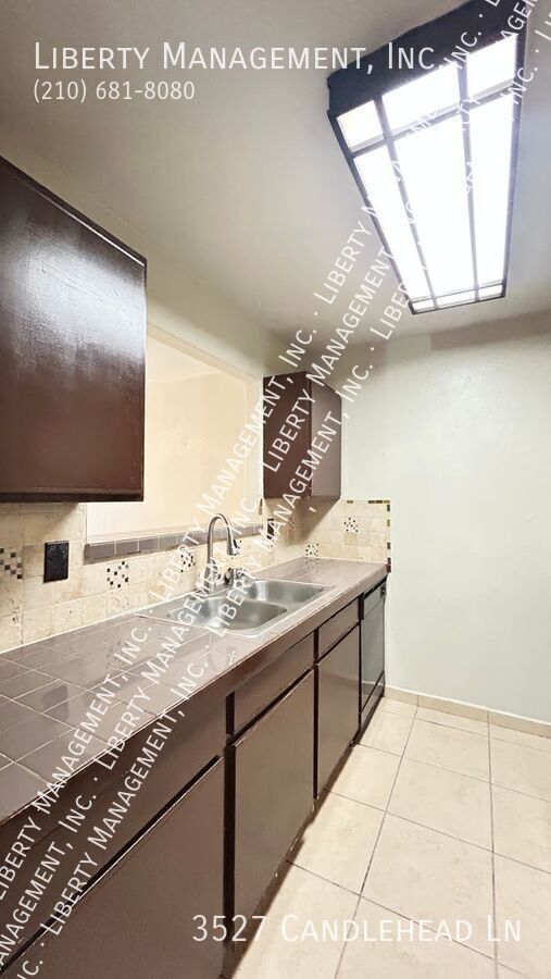 3 Bedroom, 2.5 Bath Home with 2 Weeks Free property image