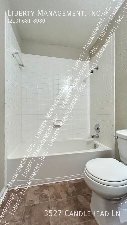 3 Bedroom, 2.5 Bath Home with 2 Weeks Free property image