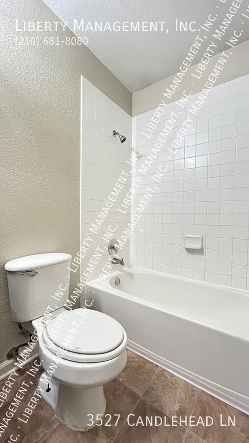 3 Bedroom, 2.5 Bath Home with 2 Weeks Free property image