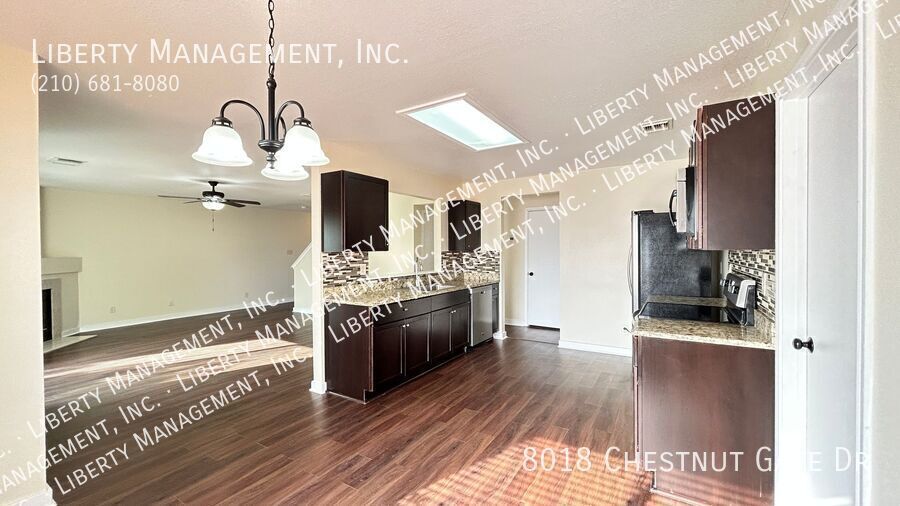 3 Bedroom, 2.5 Bath Home near Randolph AFB property image