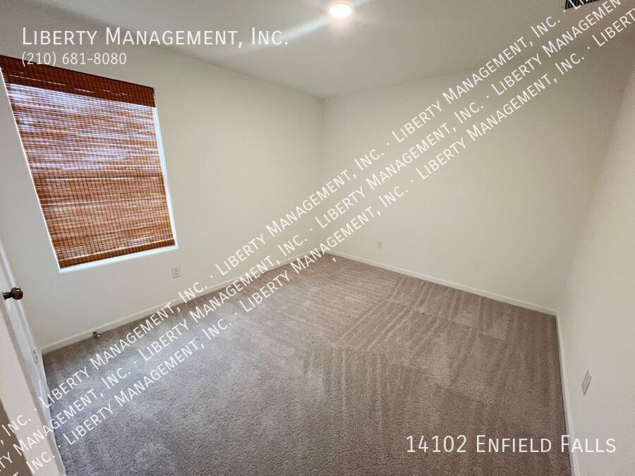 3 Bed, 2 Bath 1421 sq ft Single Story Home on a Cul-de-sac property image