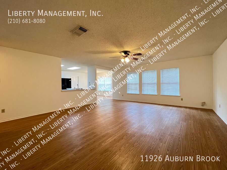 3 Bed, 2 Bath in Westcreek property image