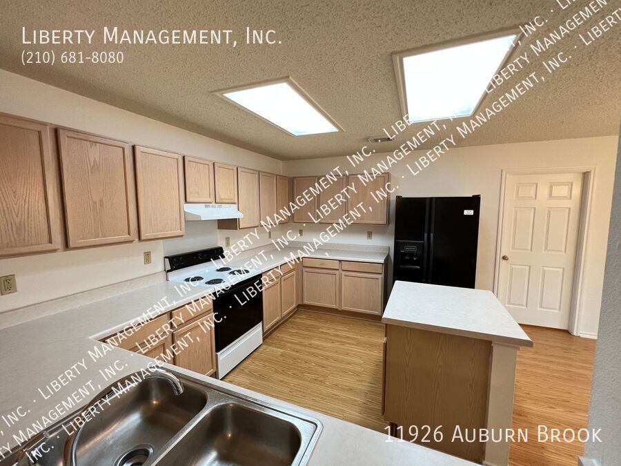 3 Bed, 2 Bath in Westcreek property image