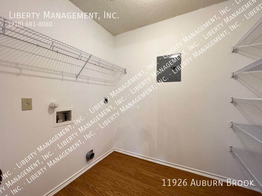 3 Bed, 2 Bath in Westcreek property image