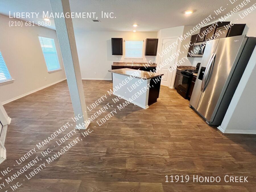 4 Bedroom, 2.5 Bath Home property image