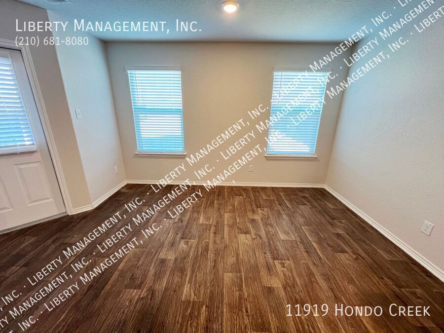 4 Bedroom, 2.5 Bath Home property image