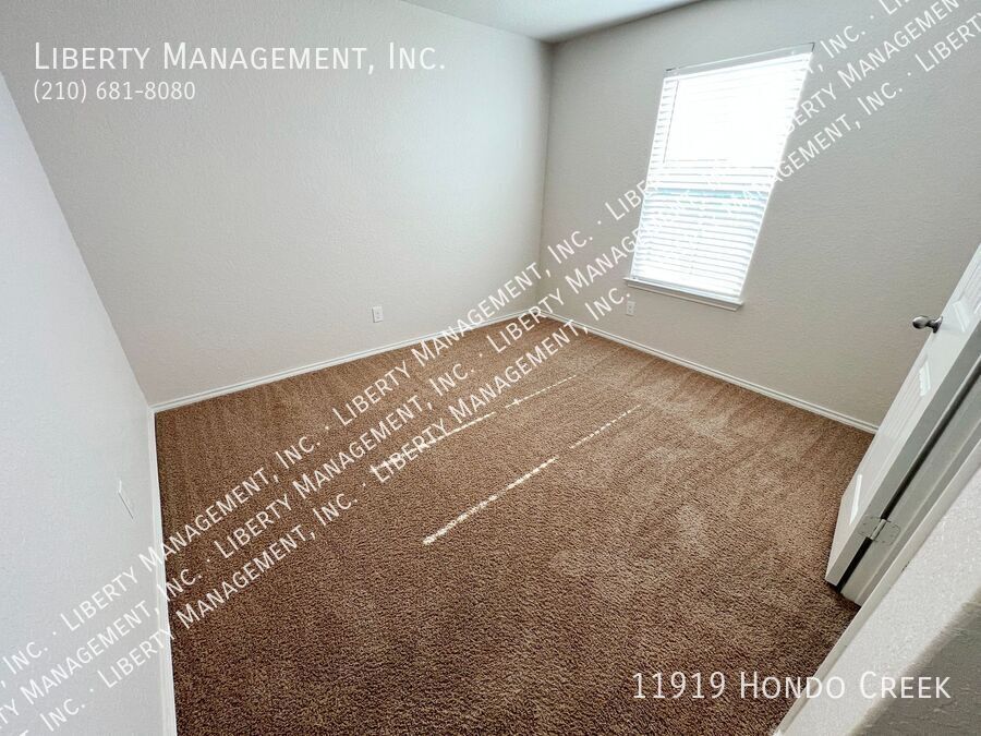 4 Bedroom, 2.5 Bath Home property image