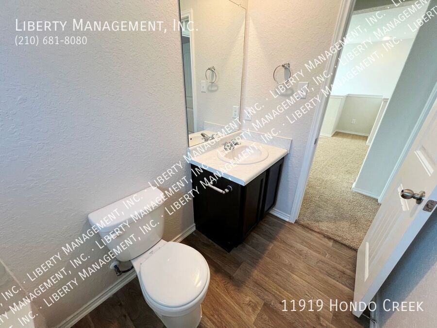 4 Bedroom, 2.5 Bath Home property image