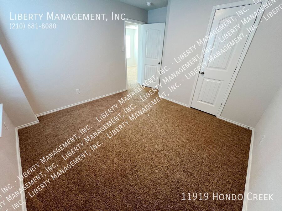 4 Bedroom, 2.5 Bath Home property image