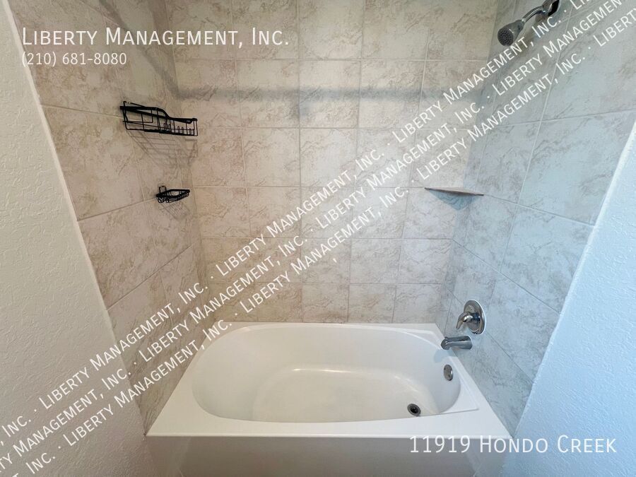 4 Bedroom, 2.5 Bath Home property image