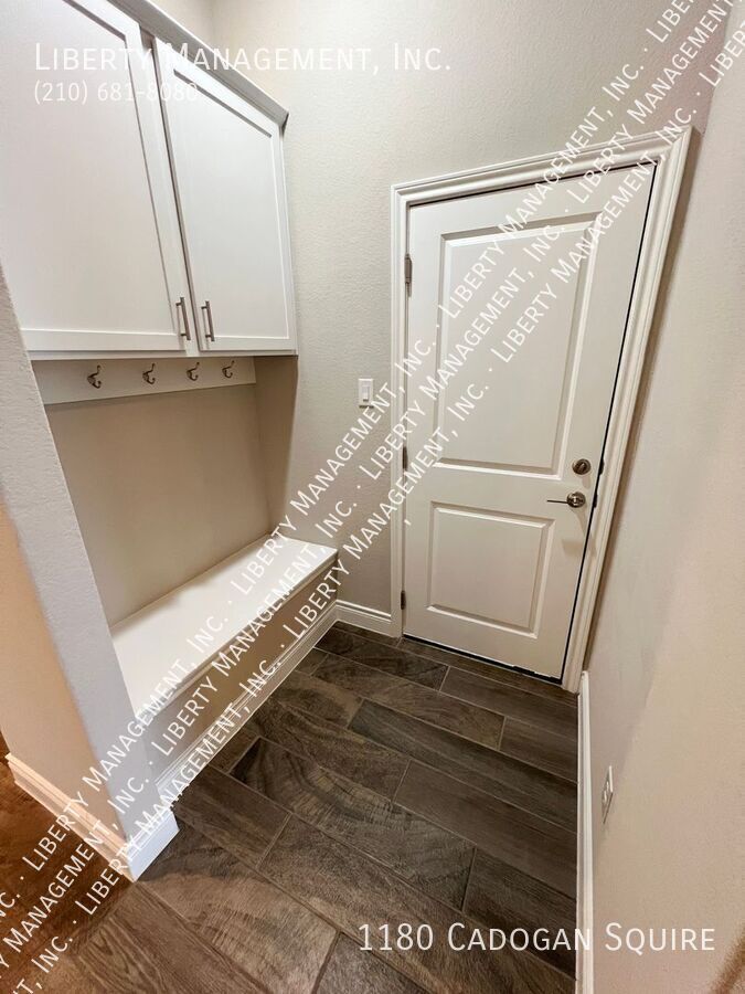 3 Bed, 2 Bath Single Story Home in Kinder Ranch property image