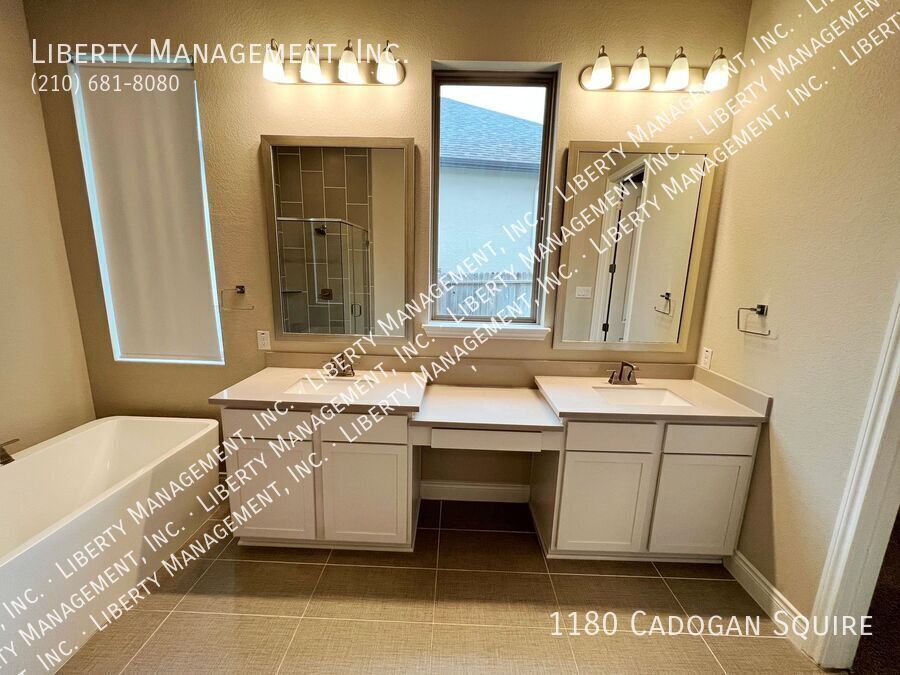 3 Bed, 2 Bath Single Story Home in Kinder Ranch property image