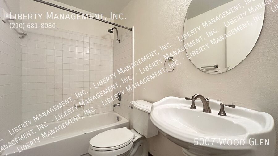 3 Bed, 2 Bath 1623 sq ft Single Story Home in Gated Community property image