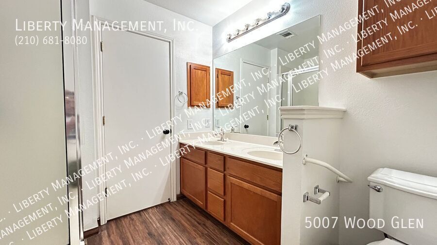 3 Bed, 2 Bath 1623 sq ft Single Story Home in Gated Community property image