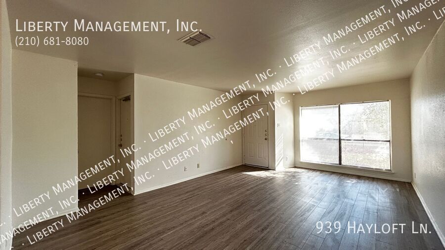 3 Bedroom, 2 Bath Home with No Carpet property image