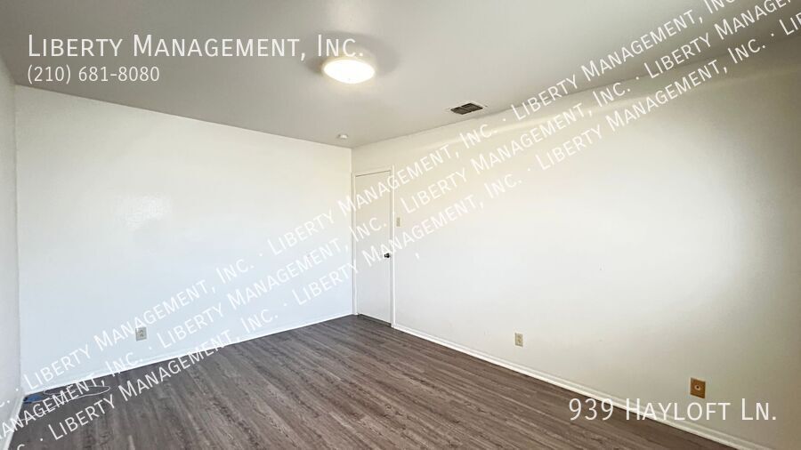 3 Bedroom, 2 Bath Home with No Carpet property image