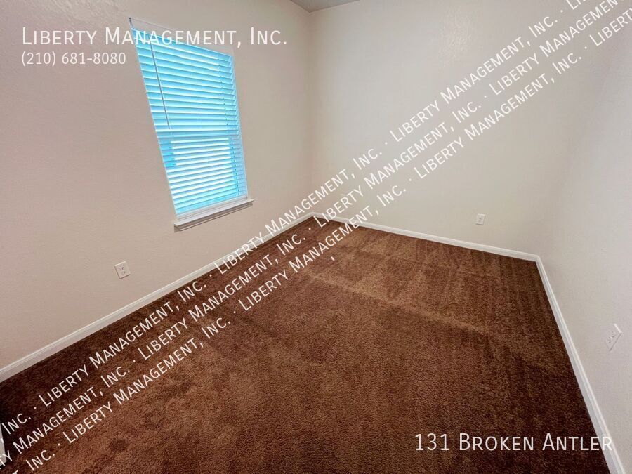 3 Bedroom, 2 Bath Home in Hunters Ranch property image