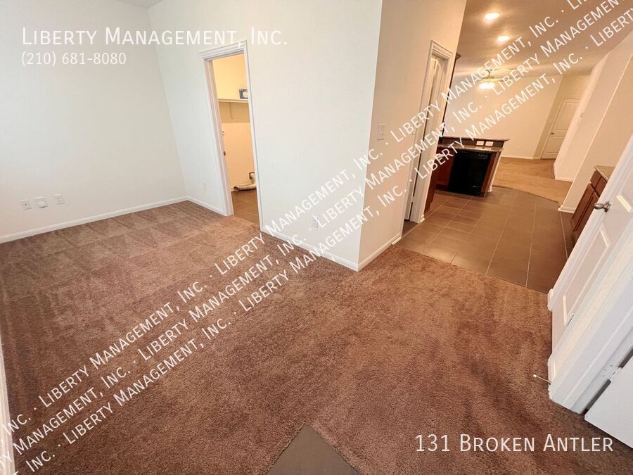 3 Bedroom, 2 Bath Home in Hunters Ranch property image