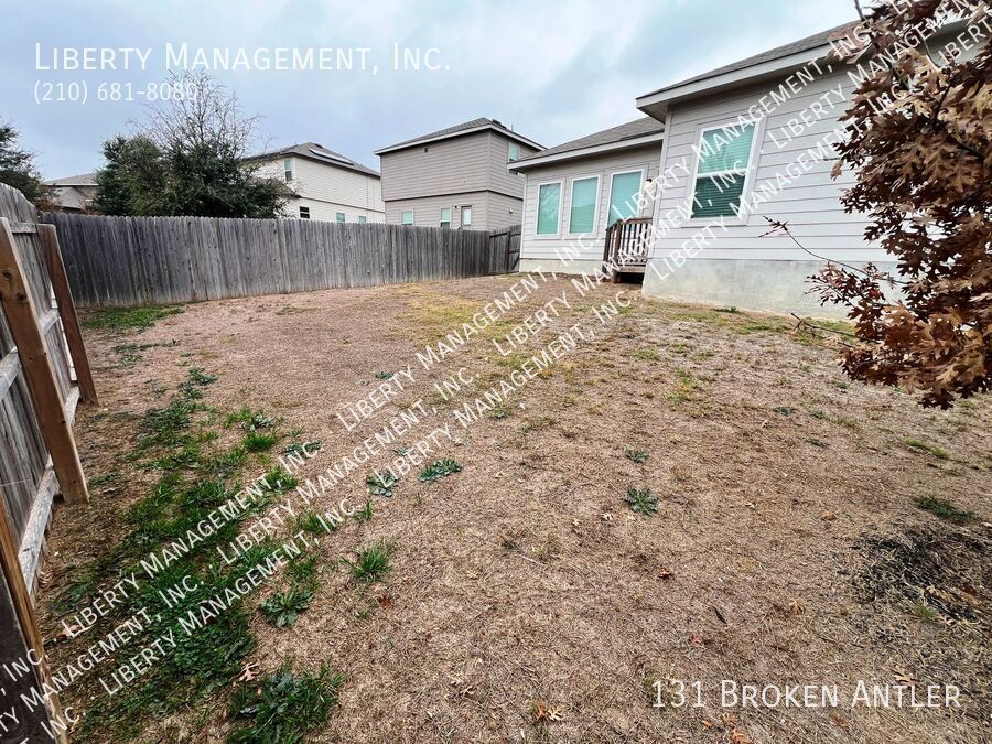 3 Bedroom, 2 Bath Home in Hunters Ranch property image