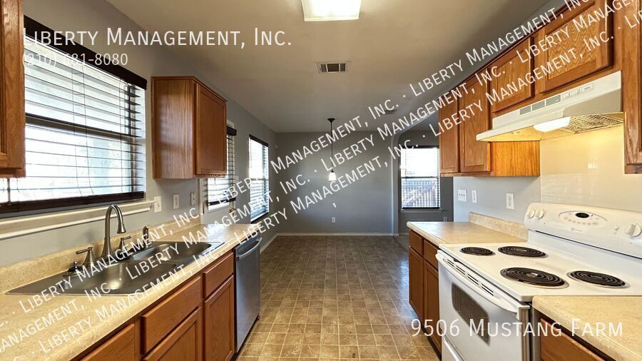 3 Bedroom, 2.5 Bath Home in Wildhorse property image