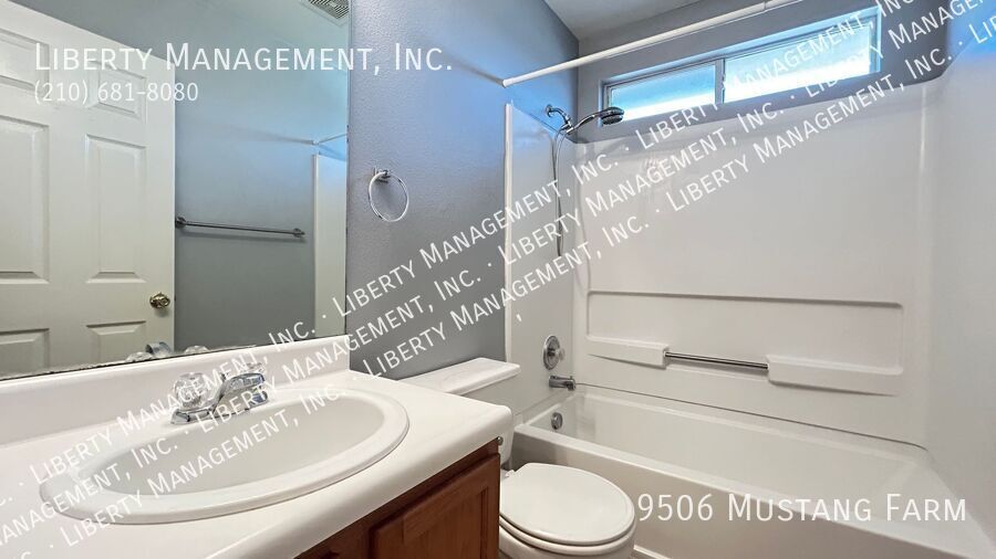 3 Bedroom, 2.5 Bath Home in Wildhorse property image