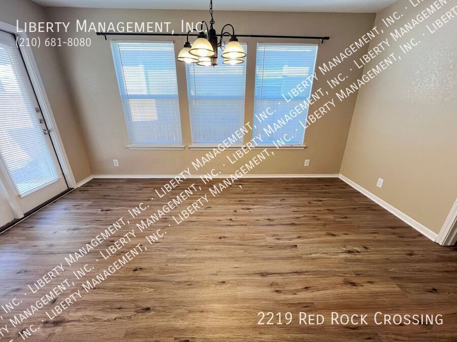 4 Bed, 2.5 Bath Home in Laurel Mountain Ranch property image