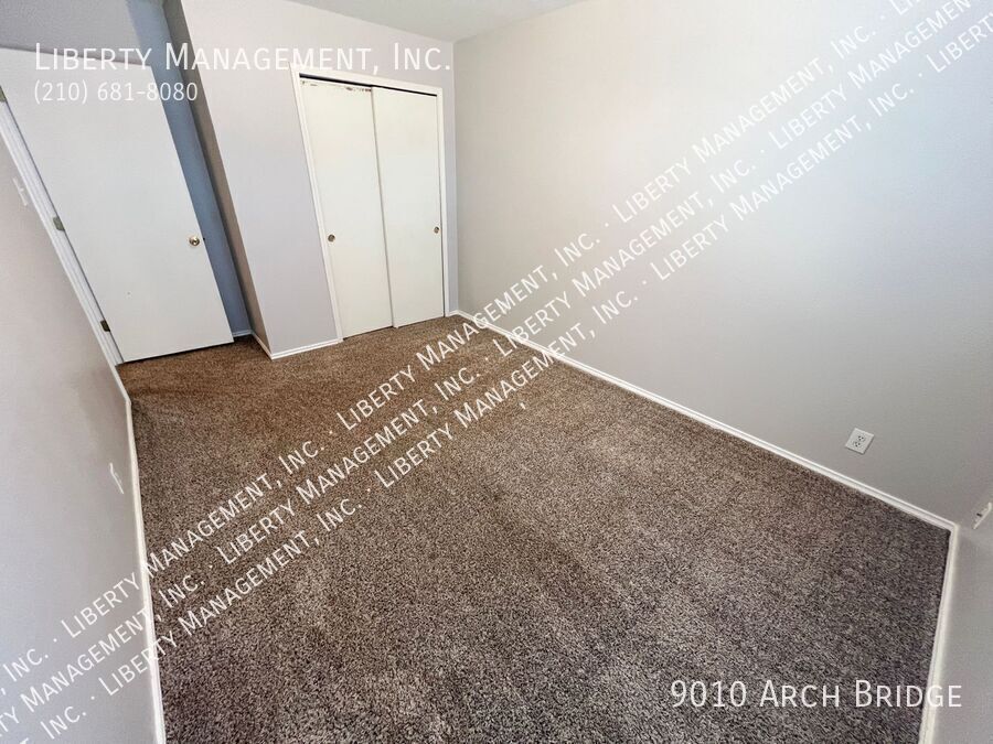 3 Bedroom, 2 Bath Home with a Loft property image