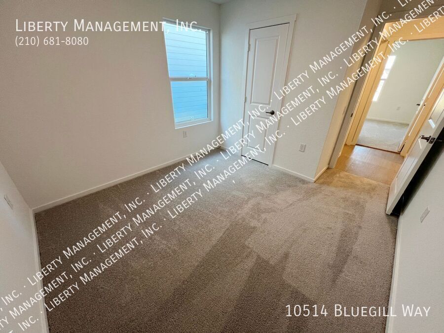 4 Bed, 2 Bath Single Story Home in Smiley Ranch property image